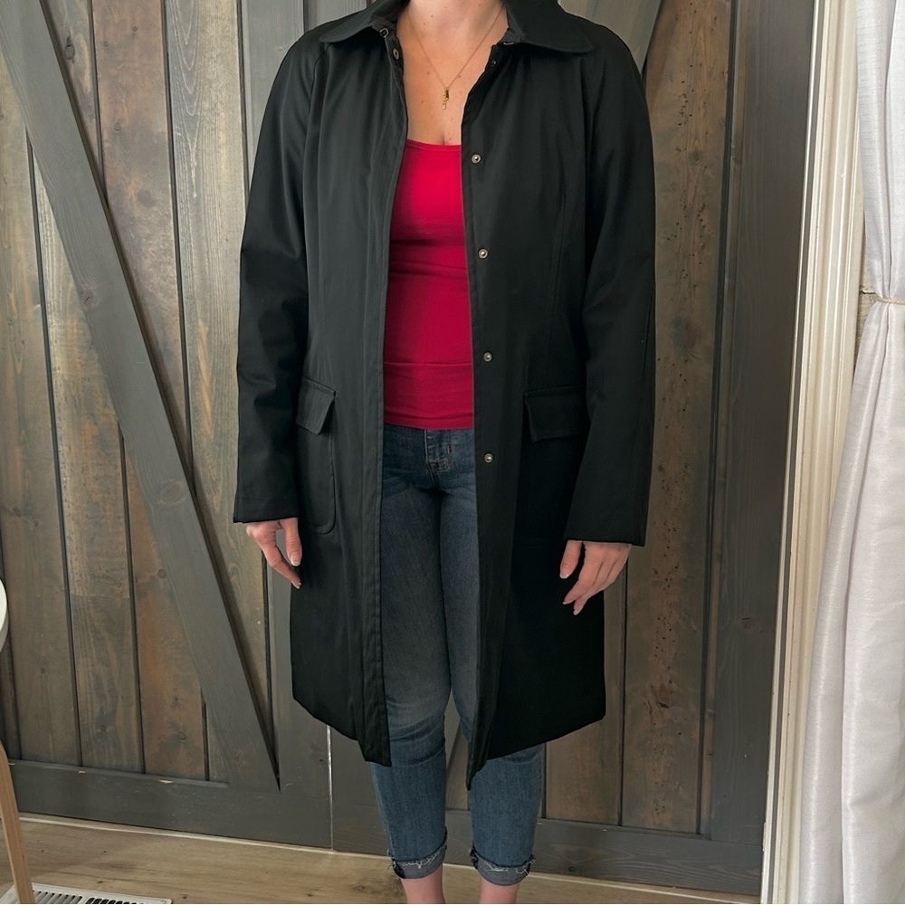 Ellen Tracy Black Raincoat. Trenchcoat. Size Medium - Picture 3 of 13
